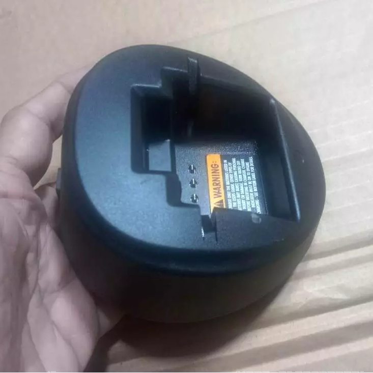 BEKAS NORMAL ORI dekstop saja Motorola PMTN4086A Charger HT GP2000 Destop PMTN4086 gp 2000