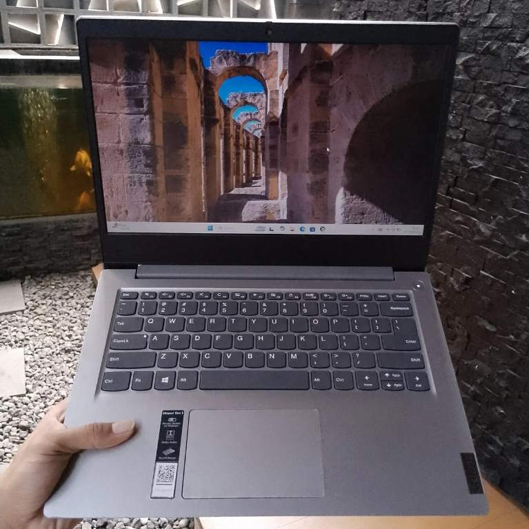 Laptop Lenovo IdeaPad Slim 3 14ADA05 AMD 3020e Ram 4Gb SSD 256Gb Siap Pakai Second Berkualitas Berga
