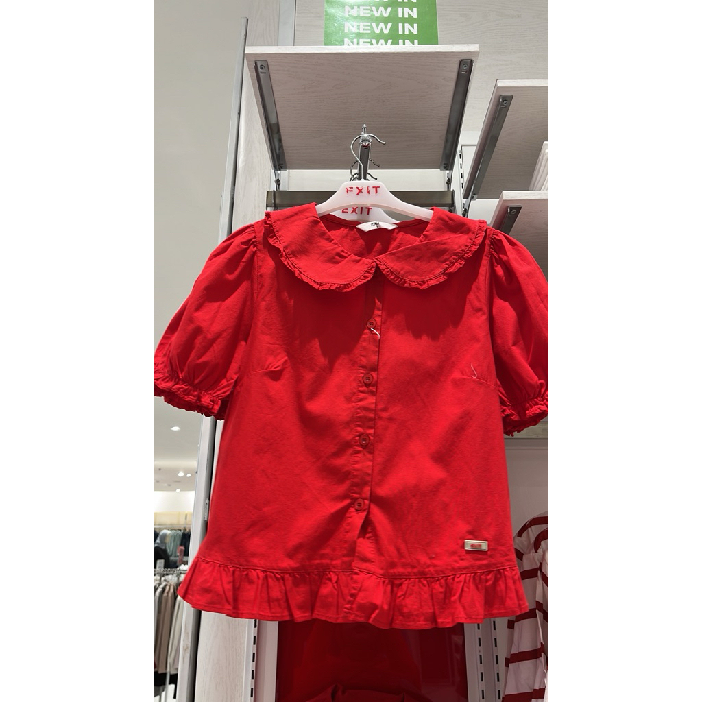 BLOUSE EXIT
