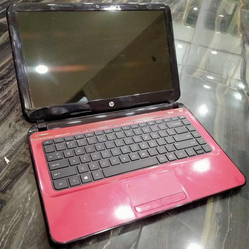 Laptop HP Pavilion Sleekbook 14 NVIDIA GeForce GT 630M Intel Core i3-2367M Ram 4Gb Hdd 500Gb