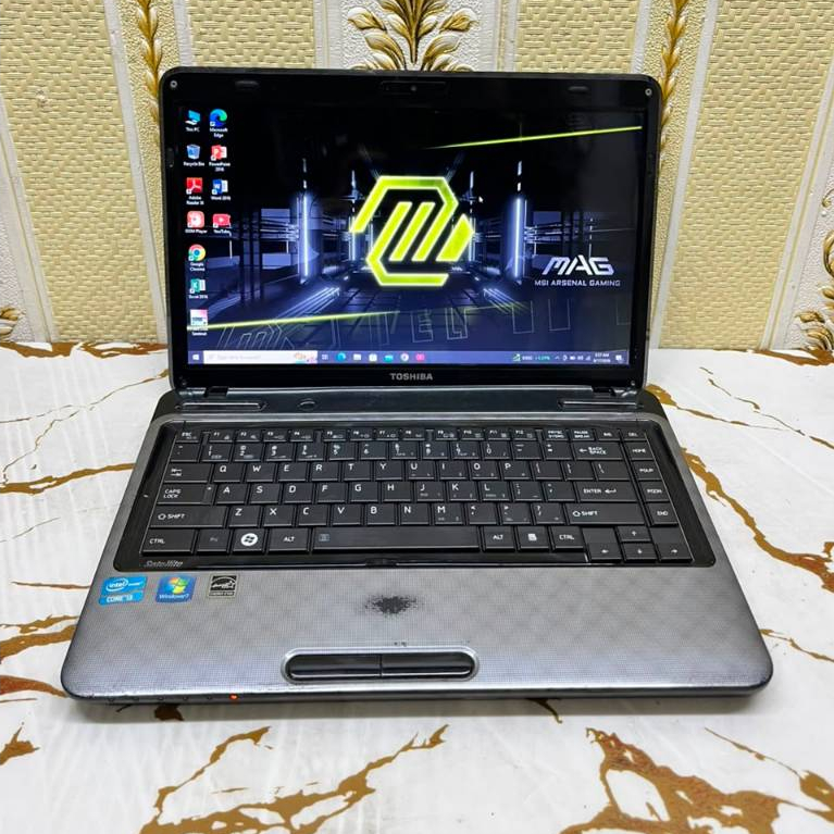 Toshiba Satellite L745 Laptop