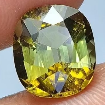 Natural Bicolor Tourmaline 3.90 ct 10.5x9mm Bicolor Tourmaline Yellow Green Tourmaline