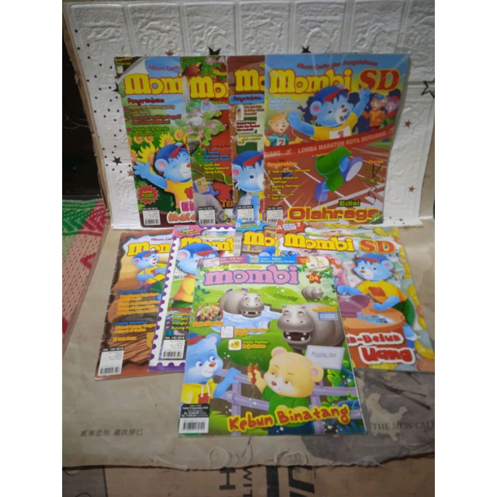 MAJALAH ANAK MOMBI SD ' ALBUM CERITA DAN PENGETAHUAN