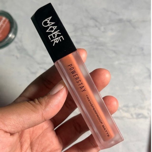 PRELOVED Makeover Powerstay Lip Matte shade B08 Curious