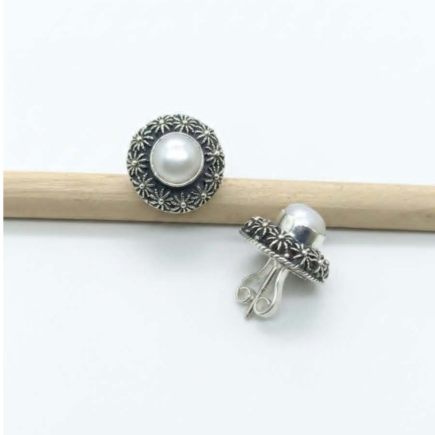 Anting Subeng Perak Mutiara Nirwana Etnik Elegant Silver 925 Handmade Bali