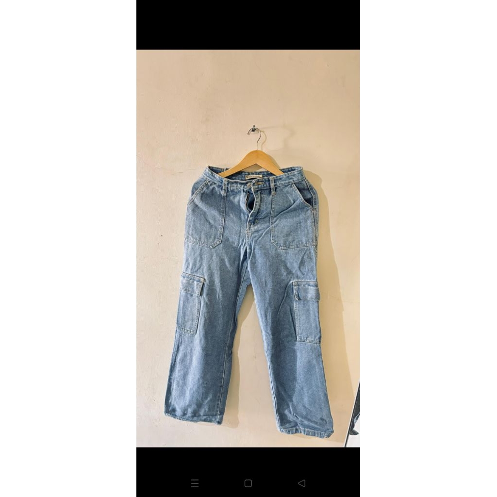 celana levis cargo