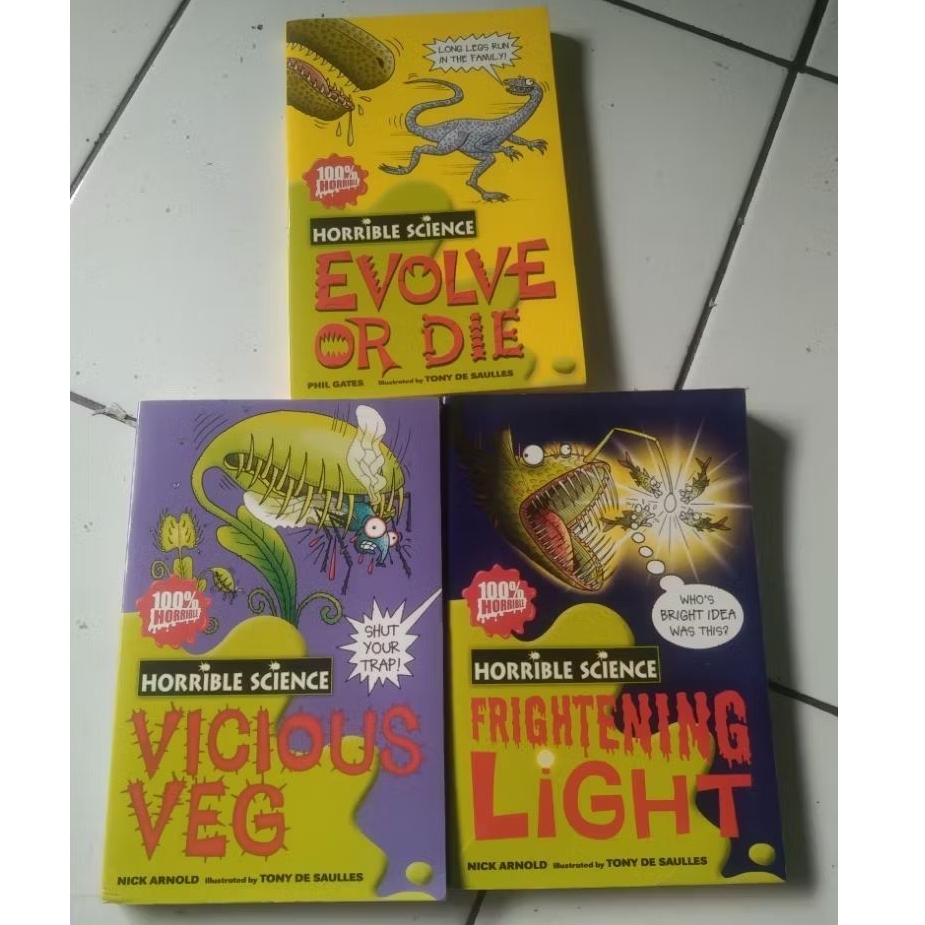 Buku Horrible Science Evolve or Die Vicious Veg Frightening Light 100% Horrible