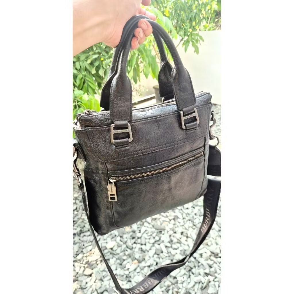 sling bag / tas selempang Burberry second vintage