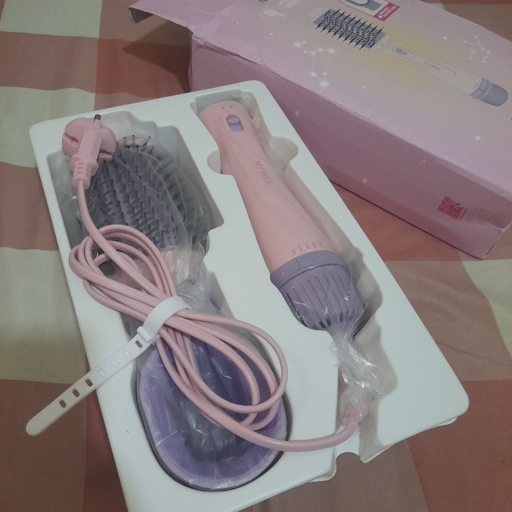 [Preloved] NVMEE LEO BLOWDRYER ORI YACH