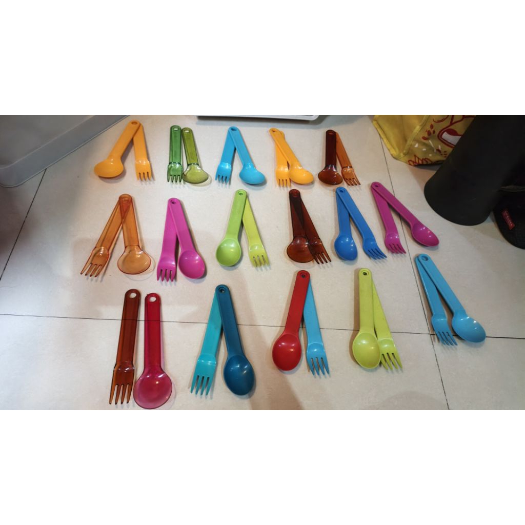 Cutlery_Tupperware