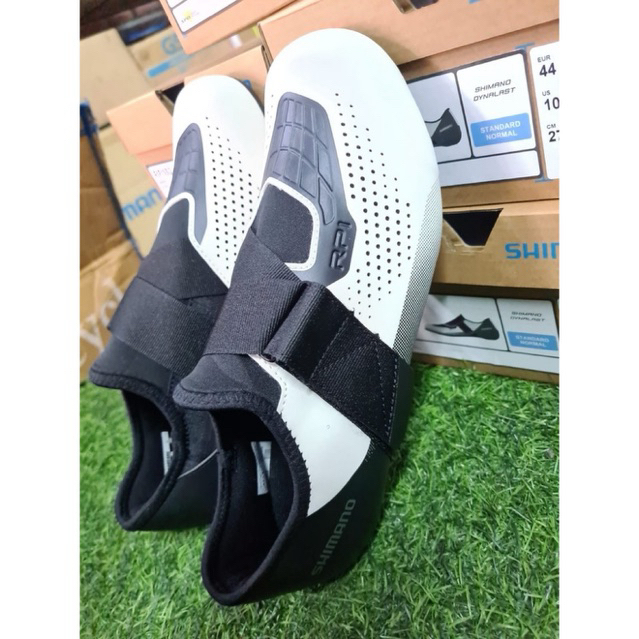 SHOES CLEAT ROADBIKE SHIMANO RP102 / RP 102 - Sepatu Road Cycling dan latihan indoor/spinning.