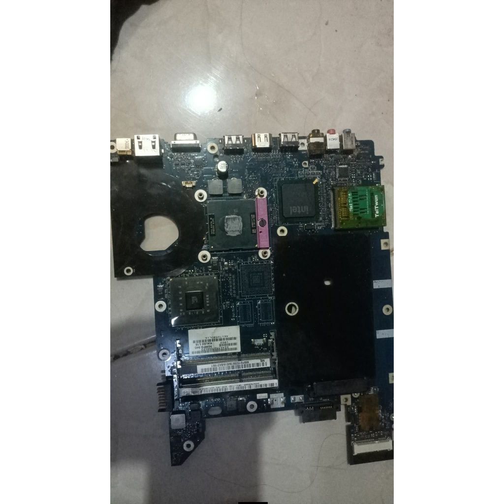 Mobo chipset emas notebook Acer mati elektronik