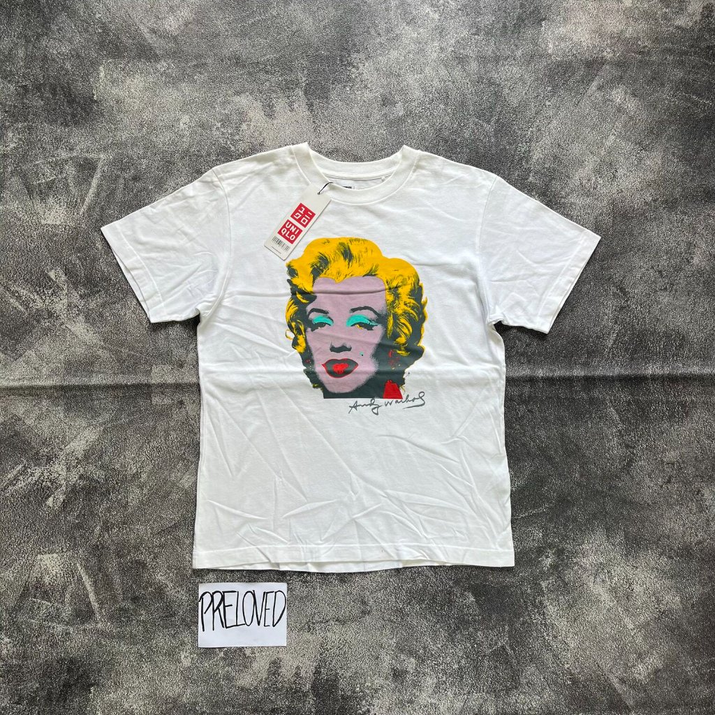 Tshirt Uniqlo UT x Andy Warhol Marilyn Monroe Kaos Putih ukuran S