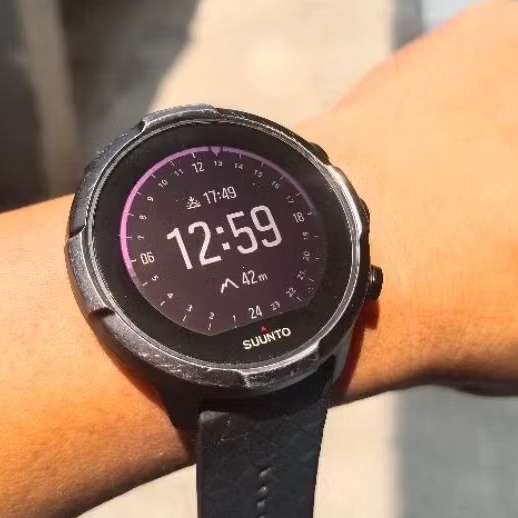 jam smartwacth Suunto 9 baro black