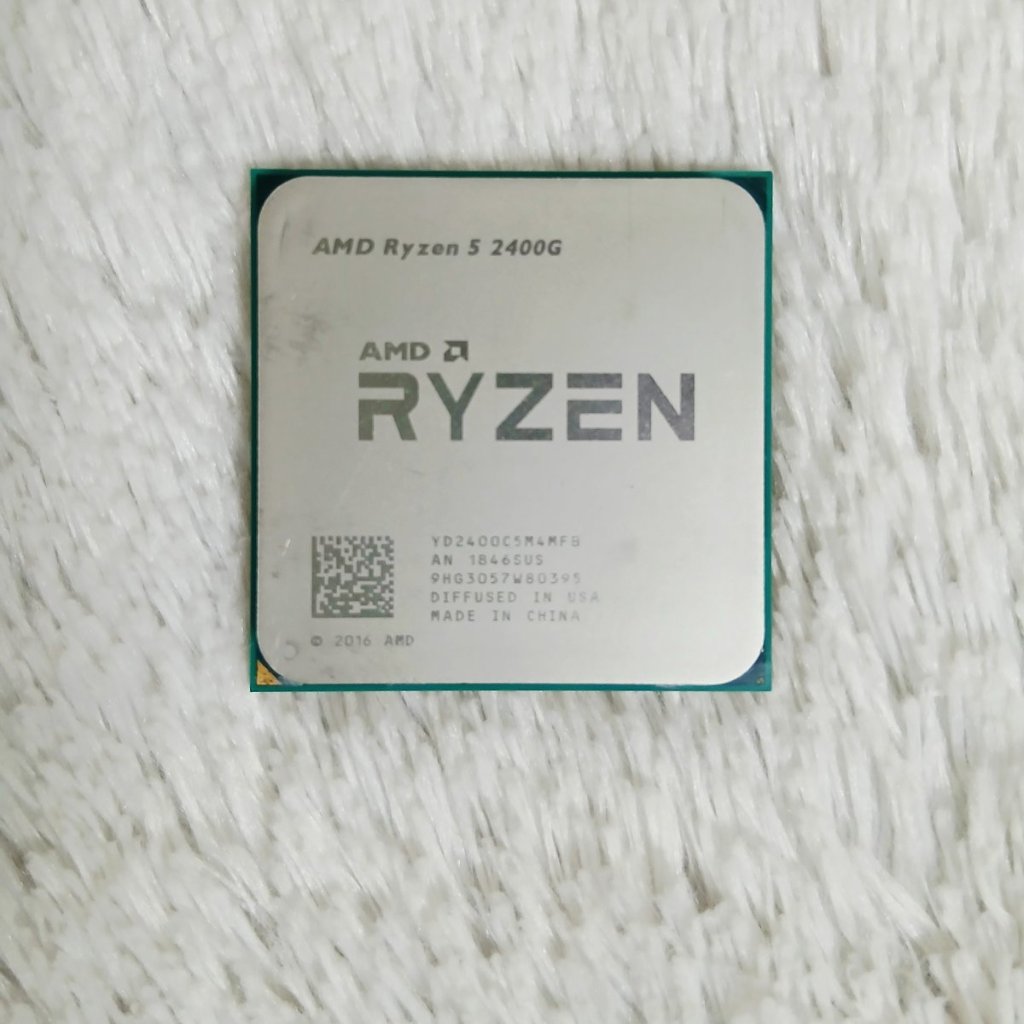 Processor AMD Ryzen 5 2400G AM4 With Radeon RX Vega 11 Graphics Normal Mulus
