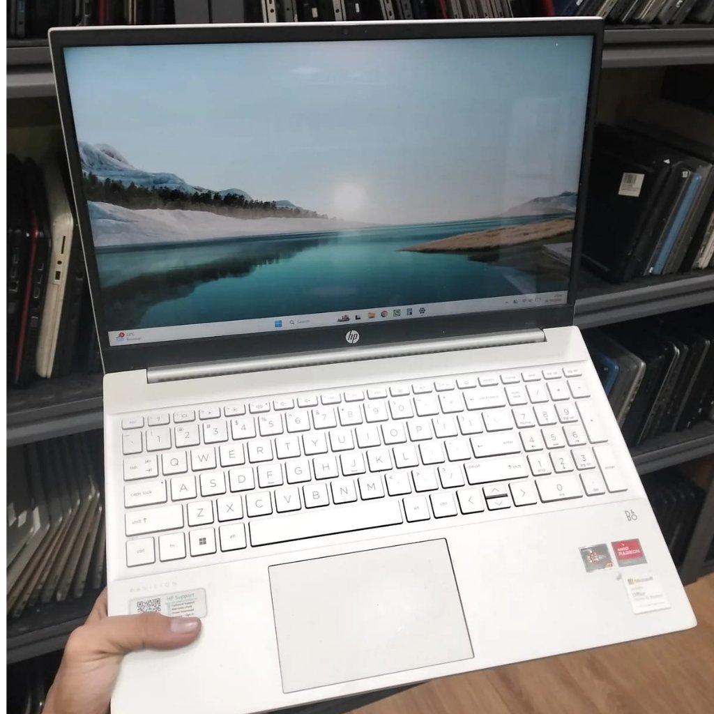 HP Pavilion 15-eh2xxx AMD Ryzen 7 5825U Ram 16Gb Ssd 512Gb SCU25190