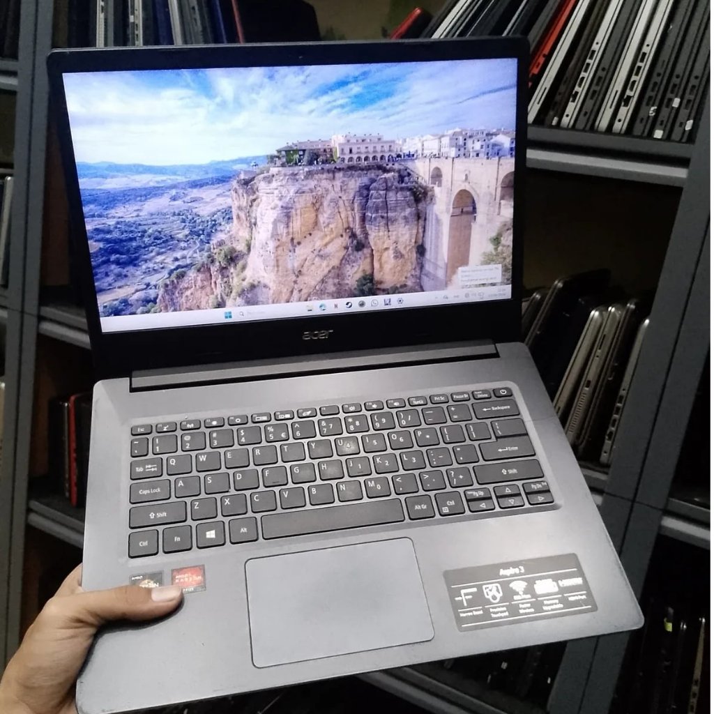 Acer Aspire A314-22 AMD Ryzen 3 3250U 4GB SSD256GB SCU25068