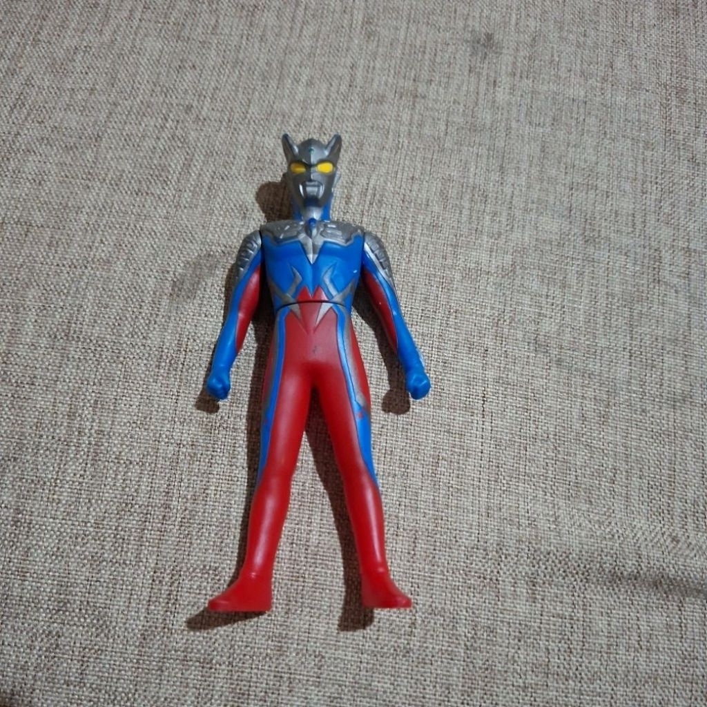 UHS Sparkdoll Bandai 2013 Ultraman Zero