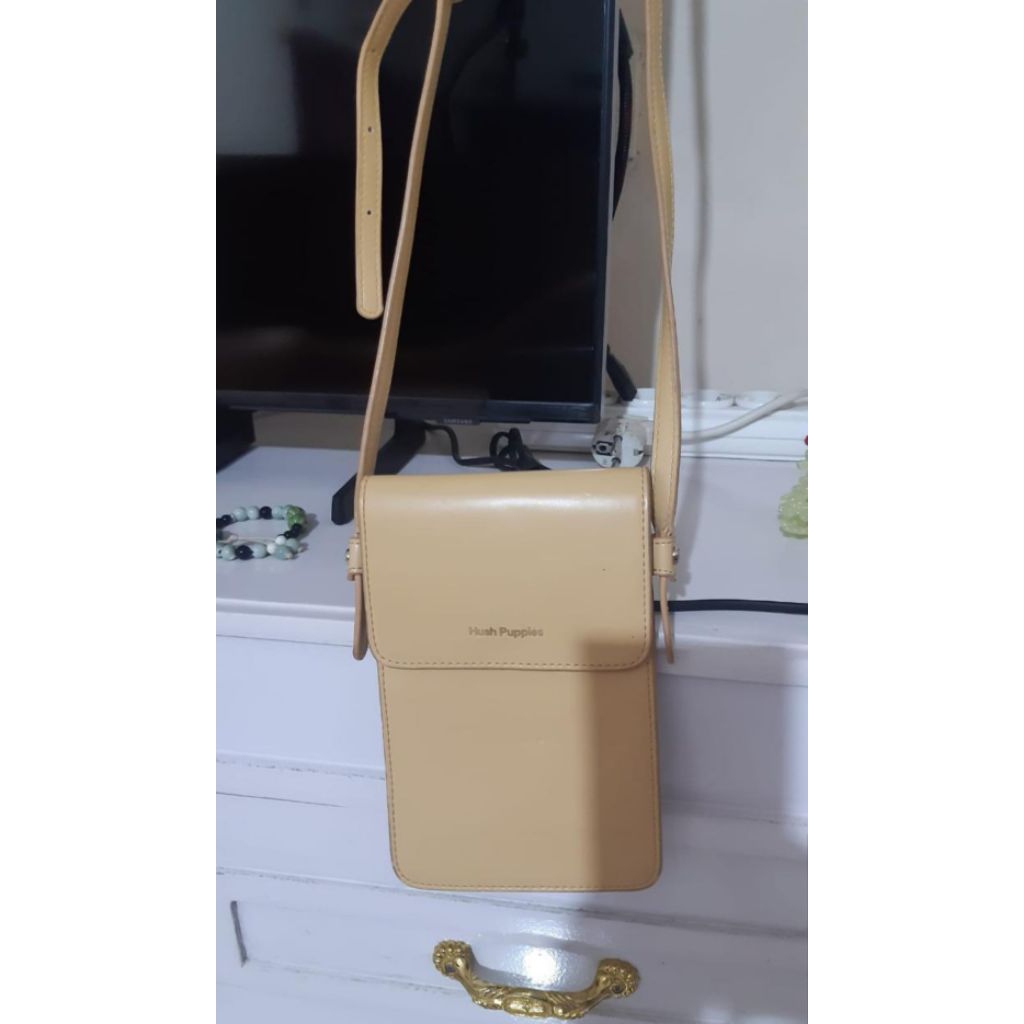 tas hush puppies preloved