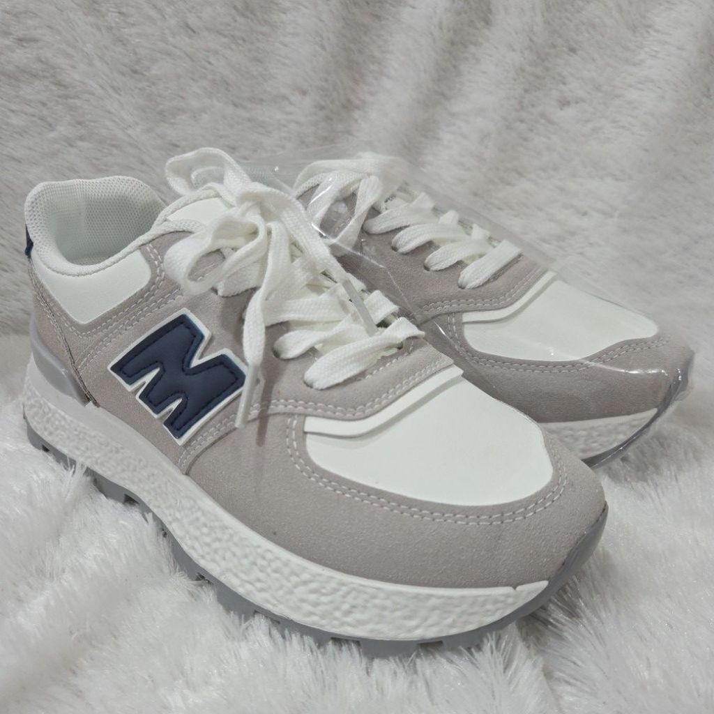 Sepatu sport dewasa perempuan laki laki SF06