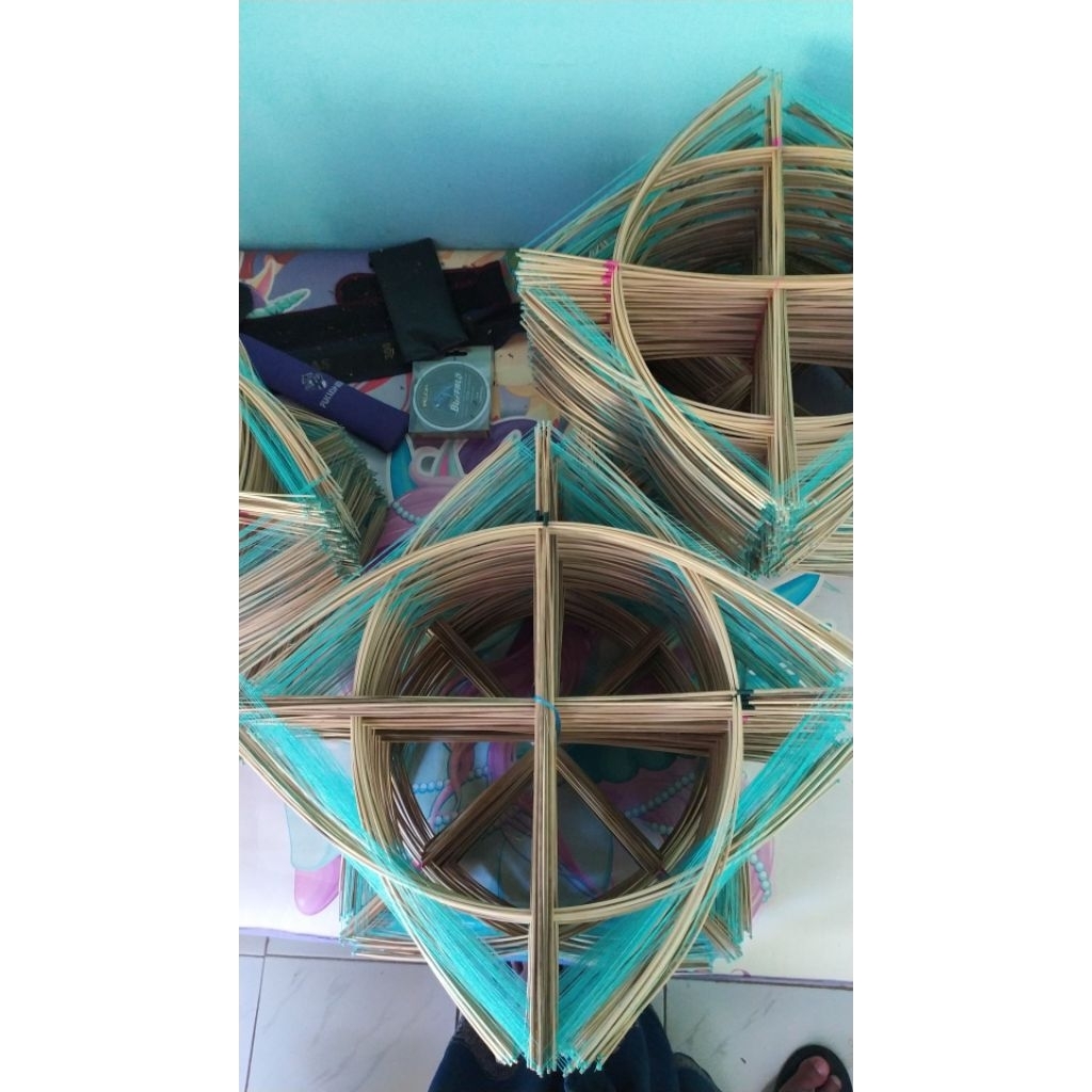 Arku Layangan Sukhoi Super (lilitan satu) Bambu Apus