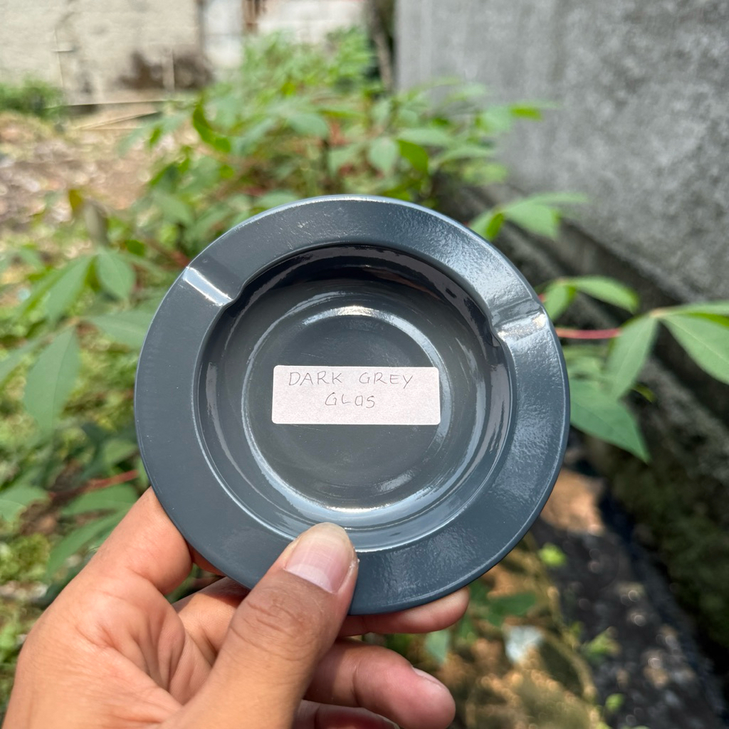 powder coatings ( CAT BUBUK) warna dark grey gloss