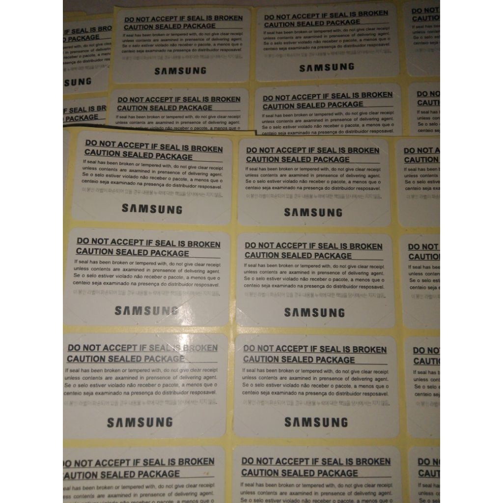 

Stiker Samsung Kecil