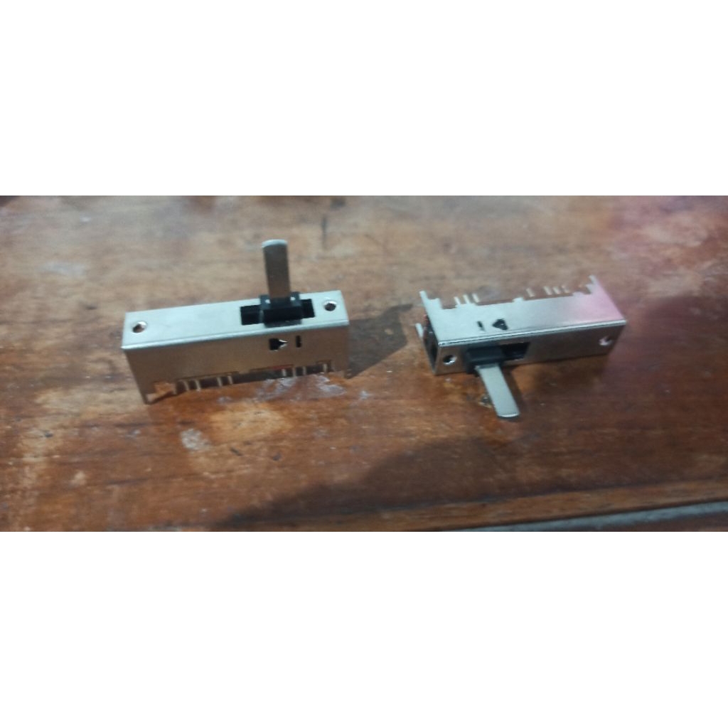 saklar geser 3 band  untuk polytron