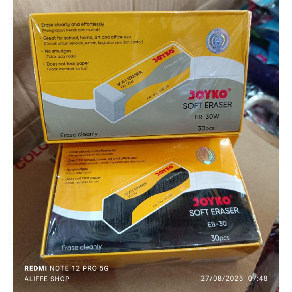 

1 pak penghapus joyko putih/hitam panjang isi 30 pcs