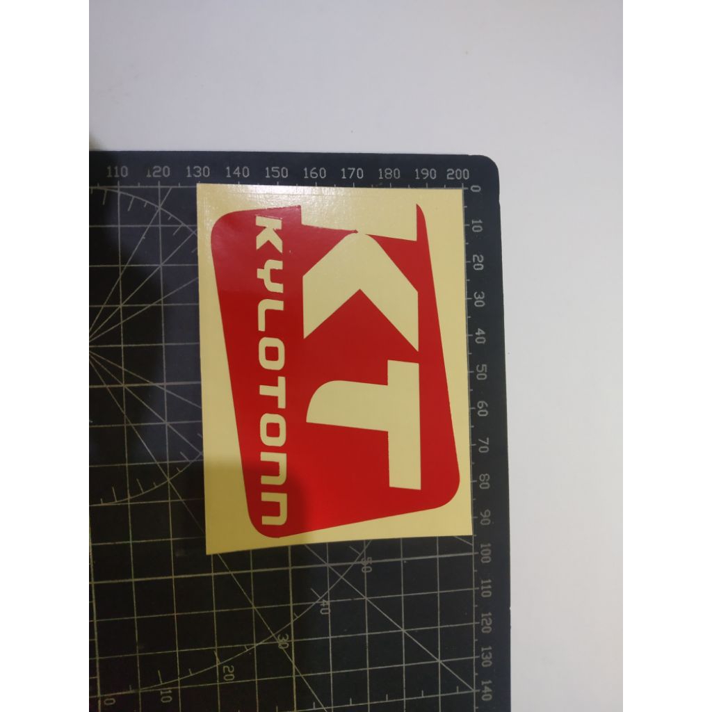 

stiker cutting kylotonn
