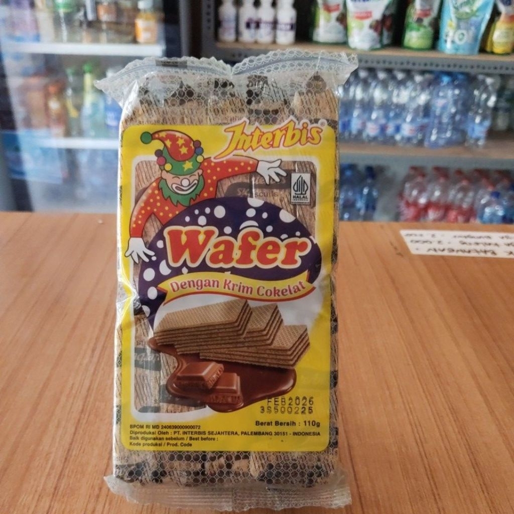 

Wafer interbis krim cokelat 110gr