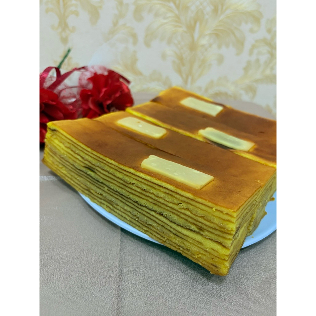 

Lapis Legit Premium Full Butter rasa Keju ukuran 20x20
