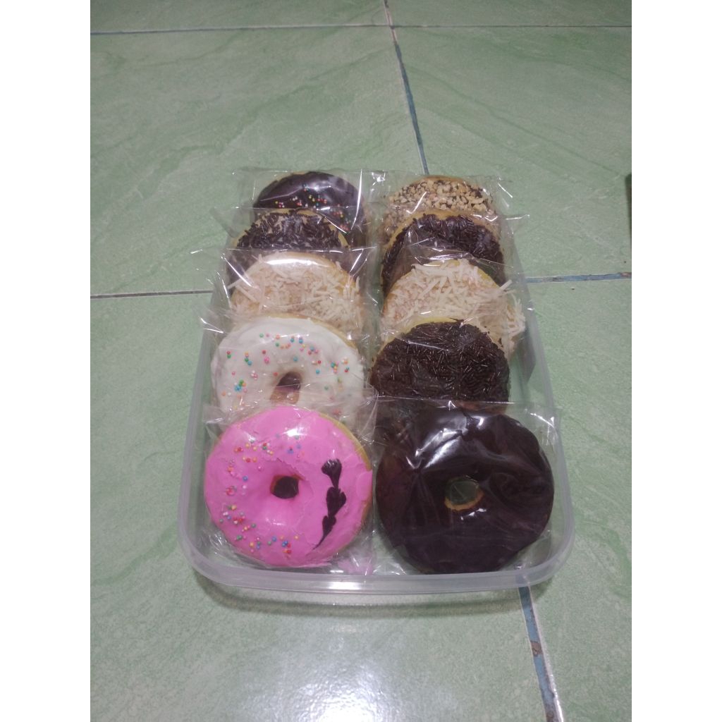 

Donat susu size reguler varian rasa / Donat home made fresh
