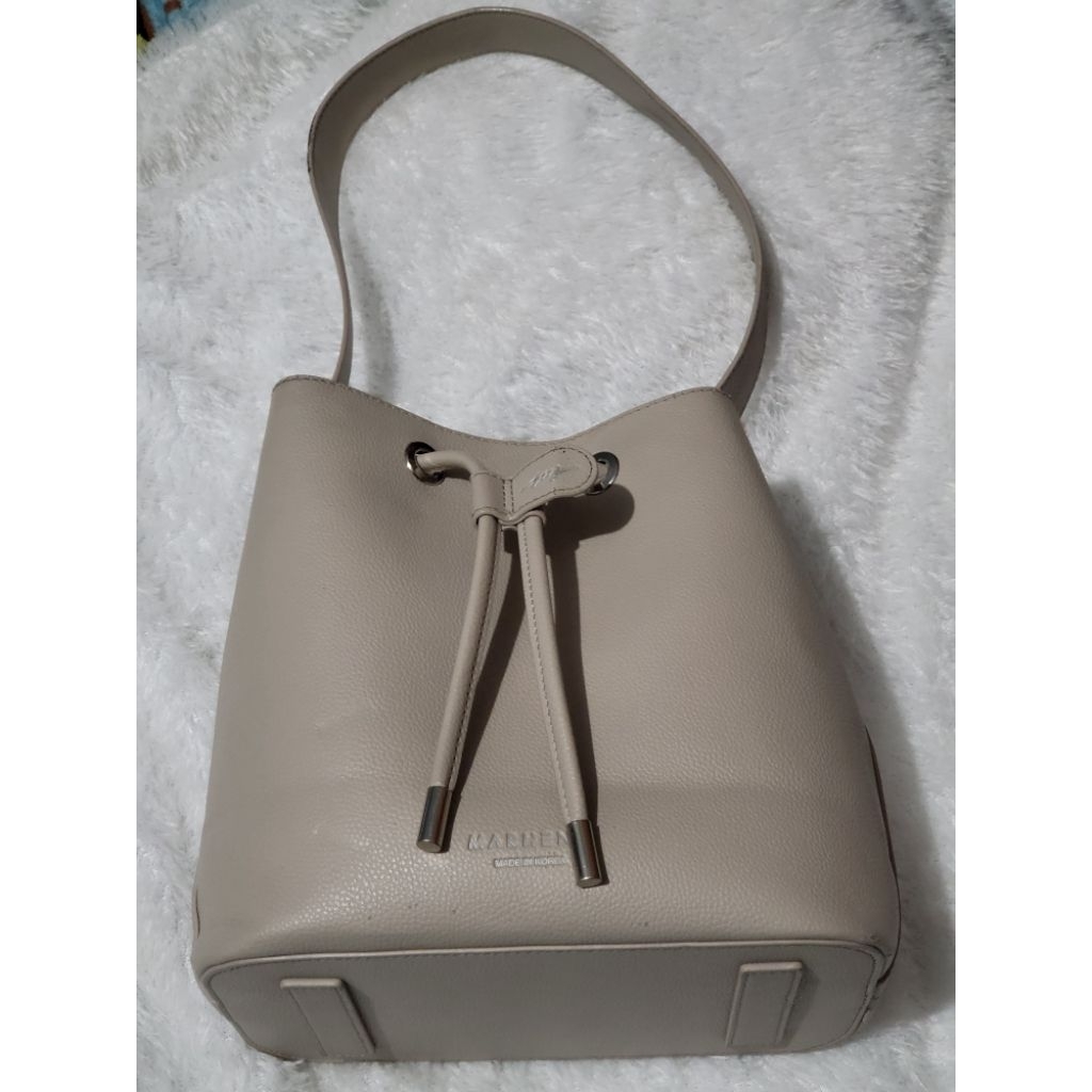 

Bucket Bag Warna Crea Mar Hen J