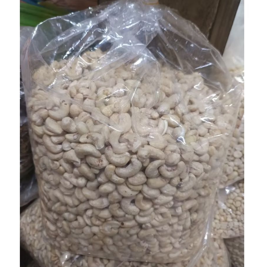 

Kacang Mede / Mete - 500 gram