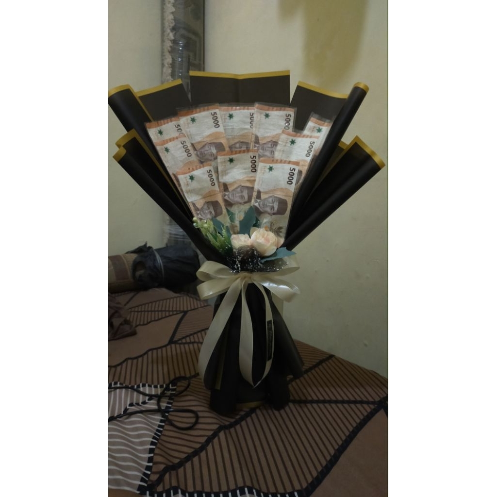 

kertas buket list gold