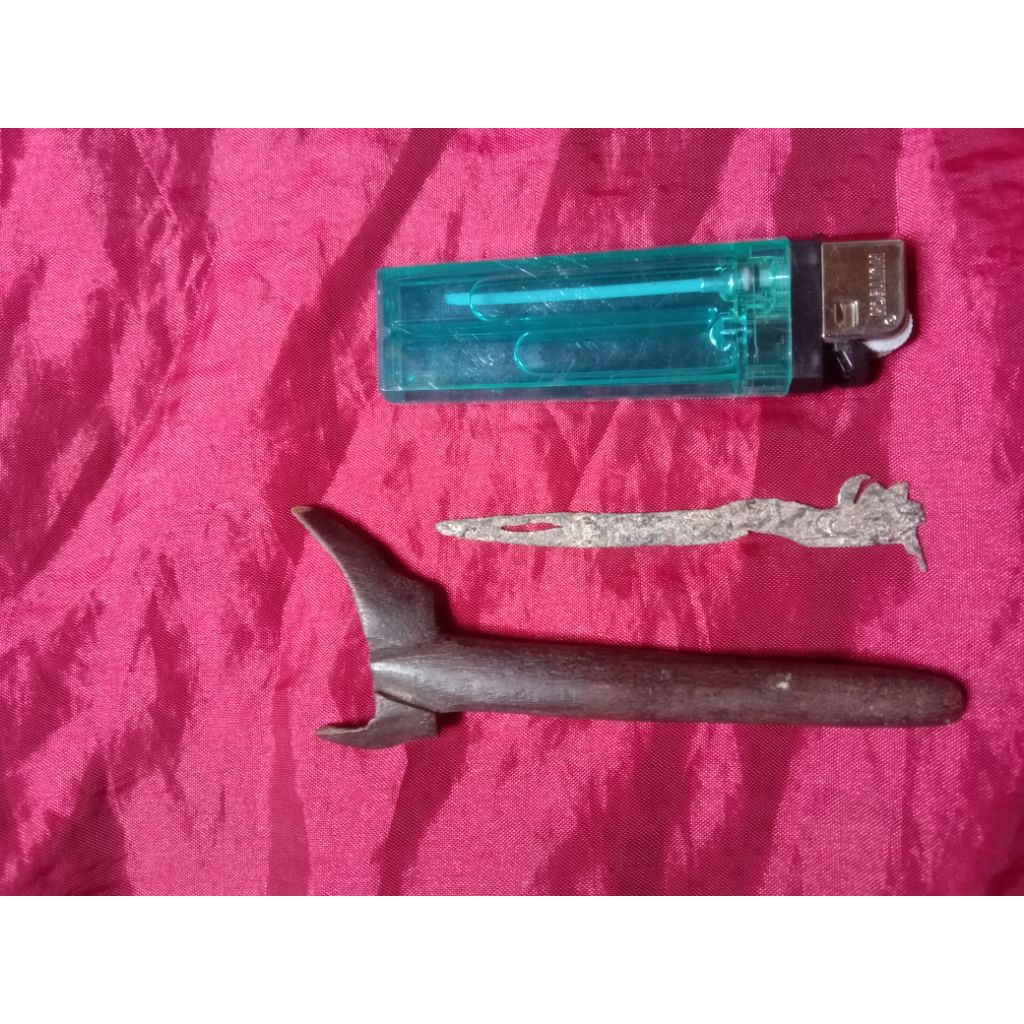 keris Luk tiga mini kantongan combong