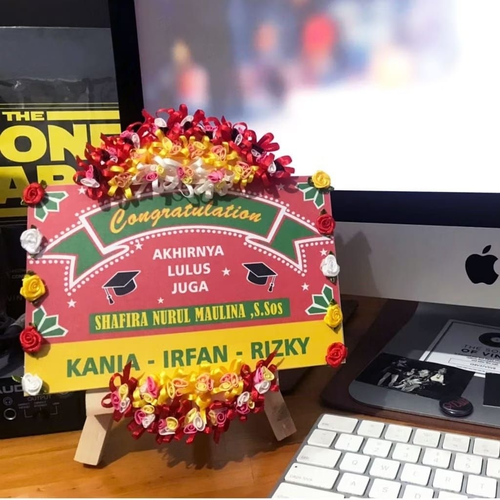 Papan Bunga Mini Akrilik Costum Papan Ucapan Mini Akrilik Hadiah Wisuda Hadiah Ulang Tahun Hadiah An