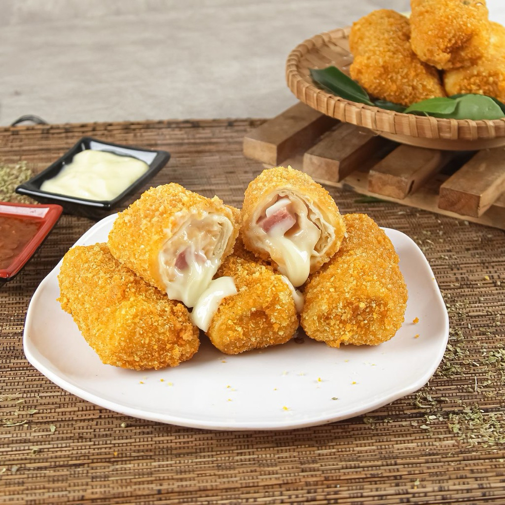 Risol Mayo Sosis isi 4 ( Frozen Homemade )