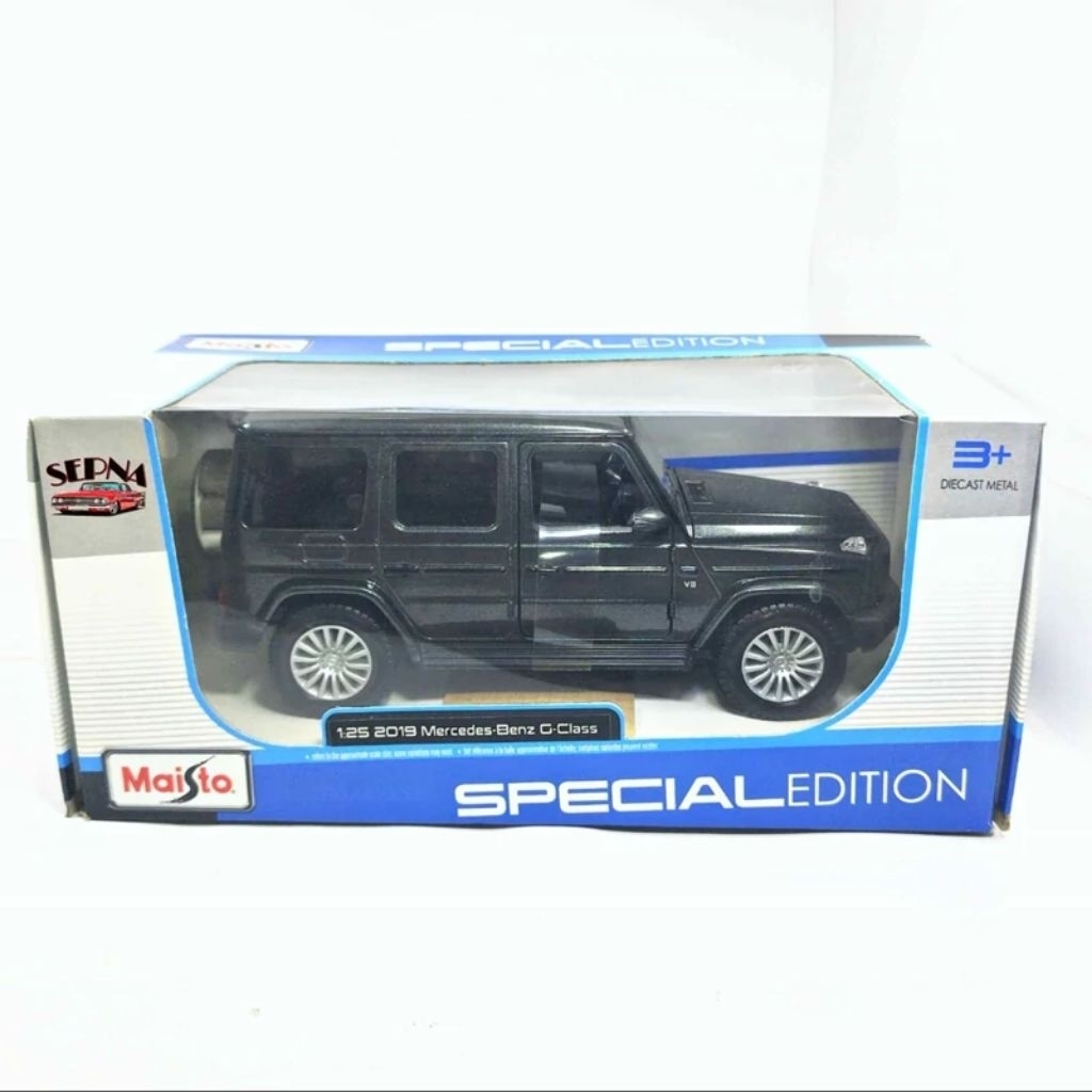 Maisto 1:25 2019 Mercedes Benz G- Class