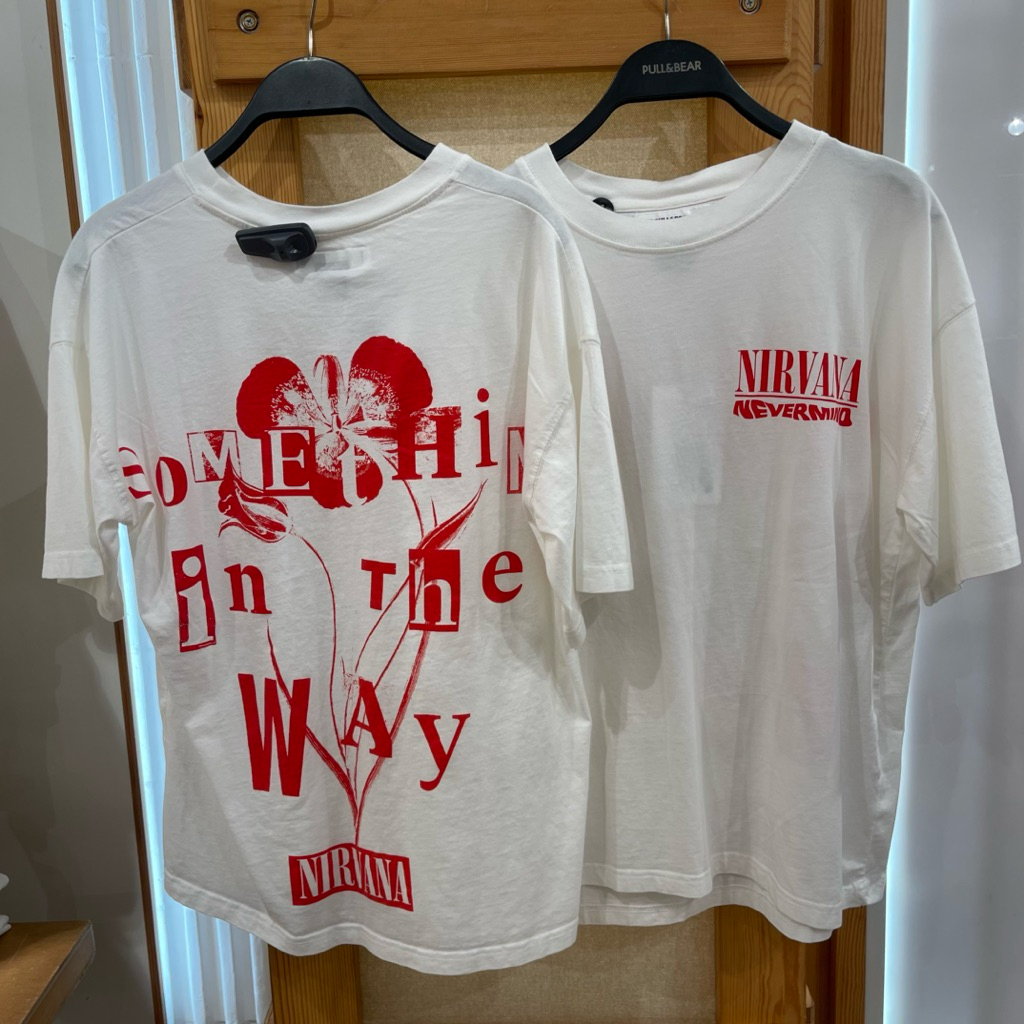 Kaus T-shirt Nirvana PULL&BEAR Women Jastip (jasa titip)