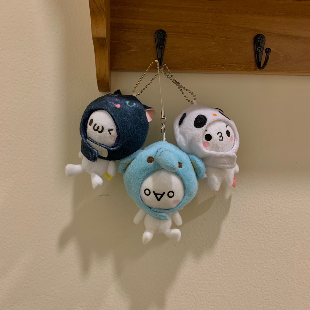 Keychain Gantungan Kunci Kaomoji Emoticon with Costume Cat, Elephant and Panda Original