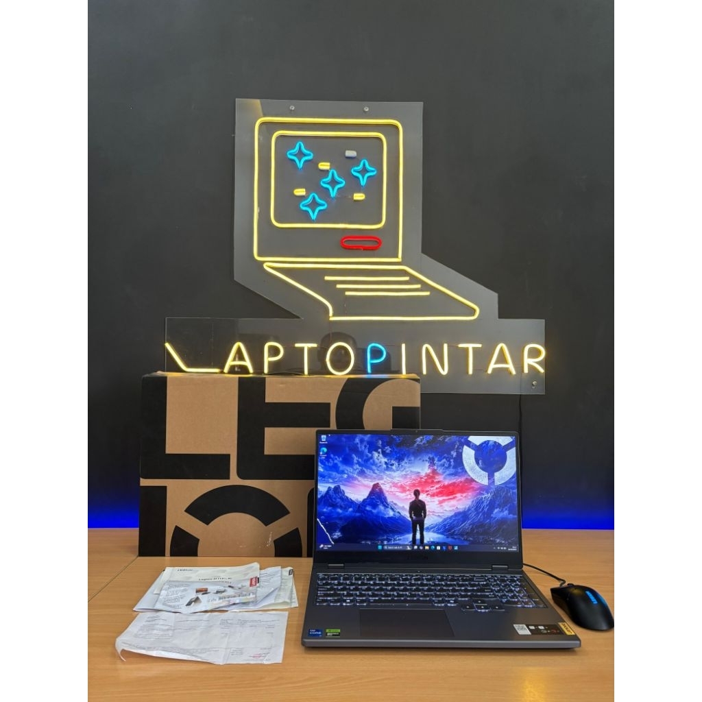 Lenovo Legion 5 15IRX9 i7 13650HX RTX 4060 24GB/512GB x rog helios omen