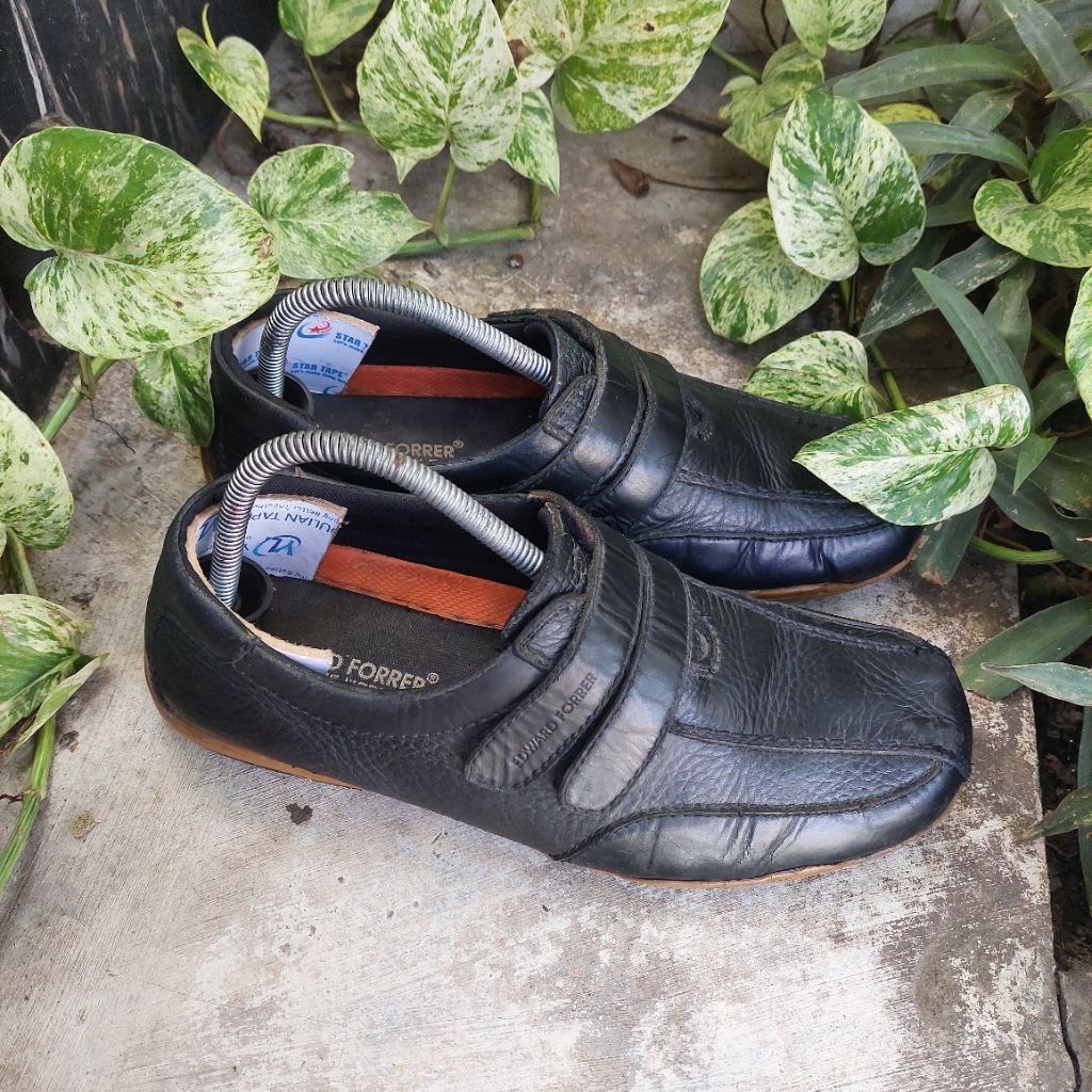sepatu loafer second edward forrer size 41(27cm)