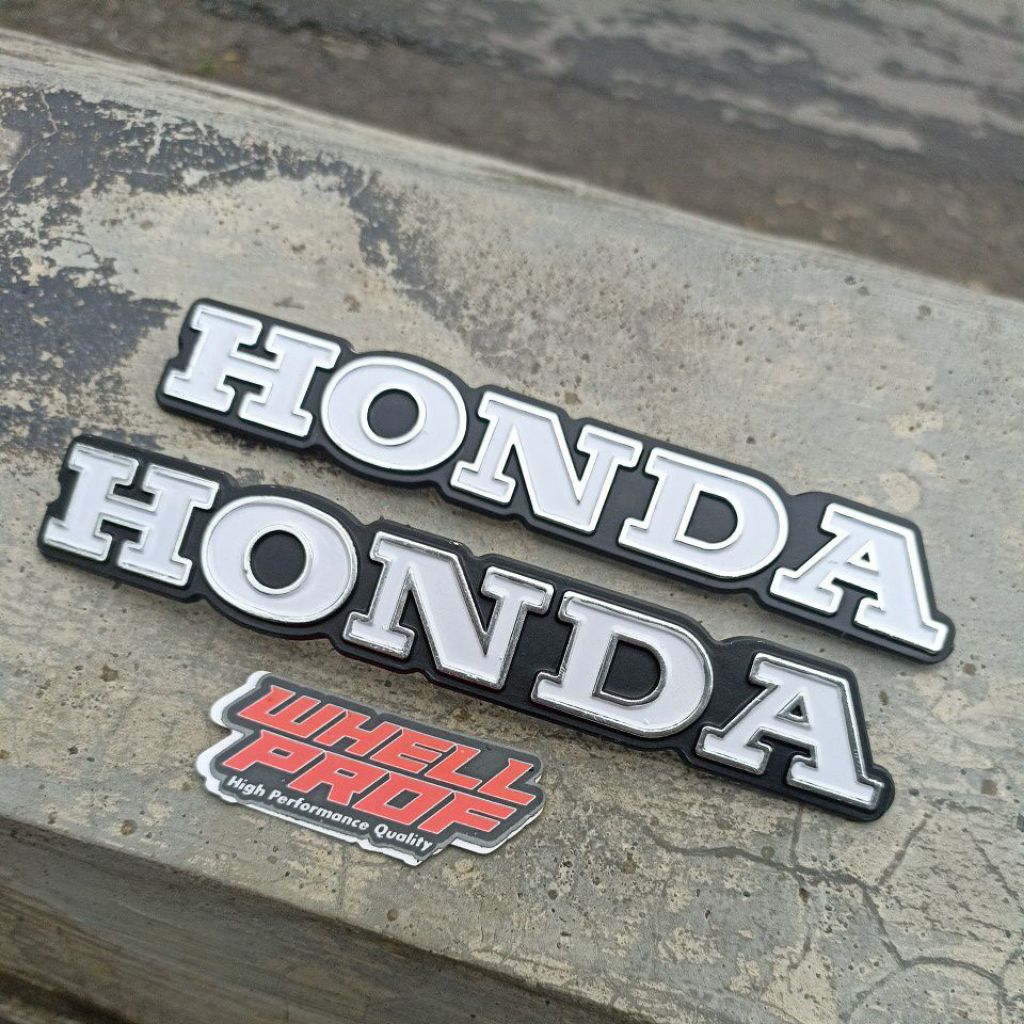 Emblem Tangki Sultan emblem CB 125 74 76 Whellprof  detail Original