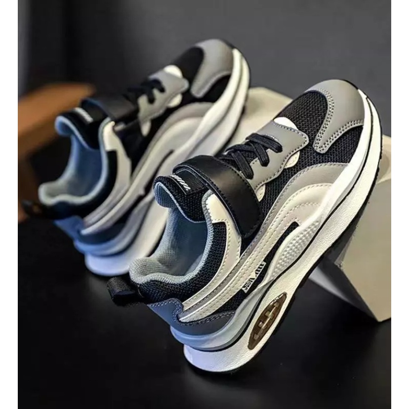 Sepatu Anak Import Olahraga Laki-laki DROCK / Sepatu Anak Laki Laki