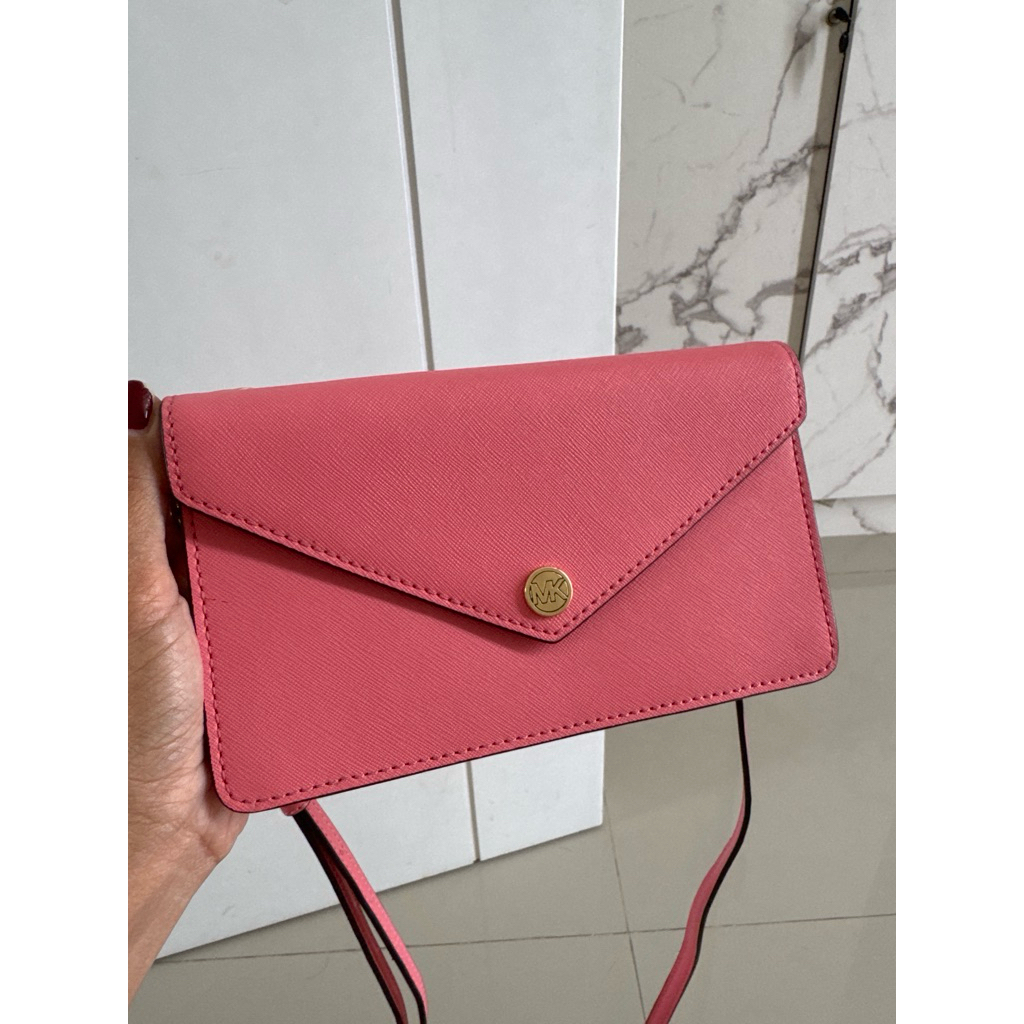 MK SLING BAG