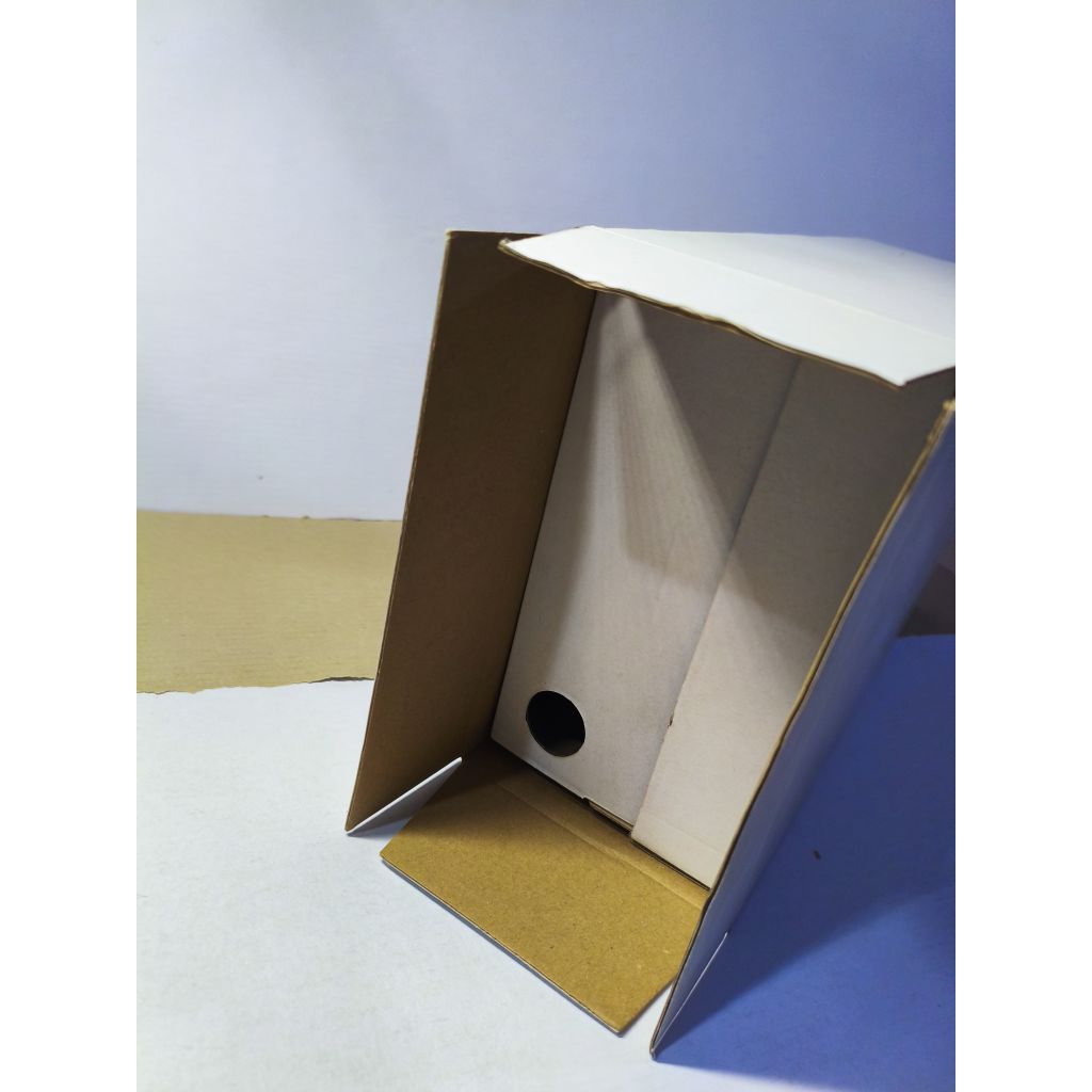 

karduspaking32,5x20x11,5cm/karduspolosputih/kardussepatuputih