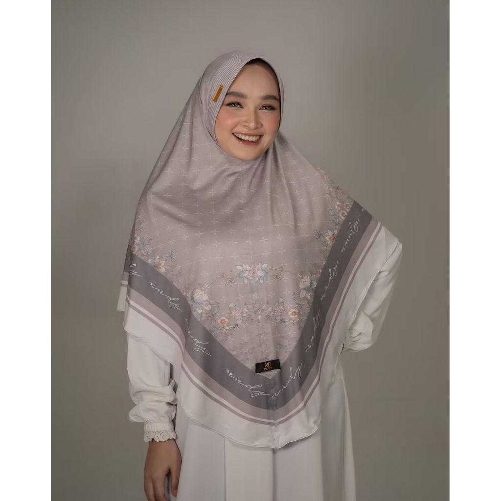 Hijab Bergo Jumbo Motif  Amanda