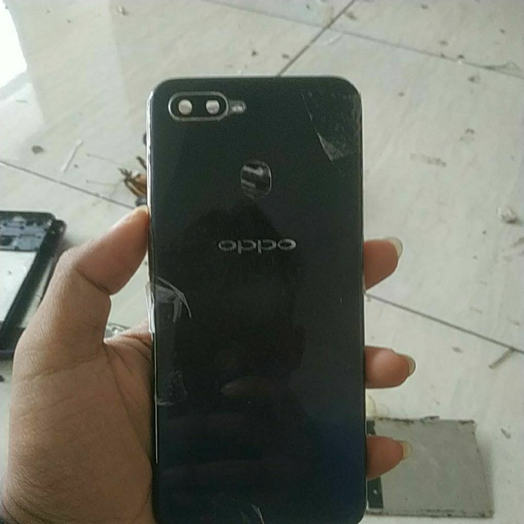 backdoor bekas Oppo f9 cek deskripsi